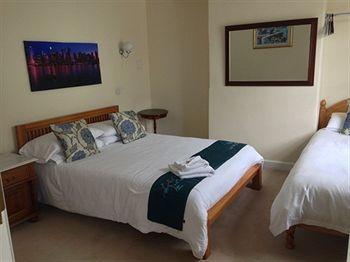 월링포드 The Coachmakers Arms B&B 외부 사진