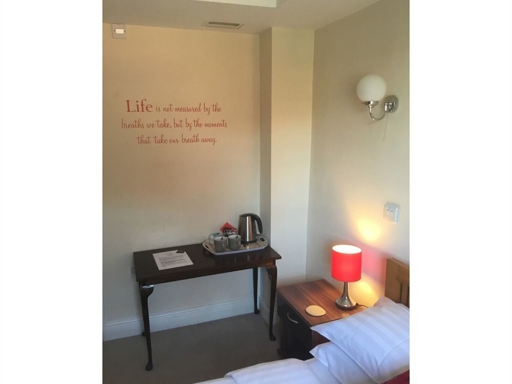 월링포드 The Coachmakers Arms B&B 외부 사진